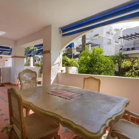 Beachfront With Parking San Pedro Alcantara Playa 5 Min Puerto Banus 마르베야